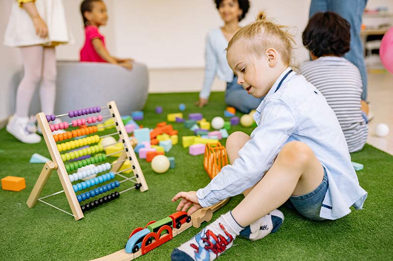 Compétences pour travailler en crèche